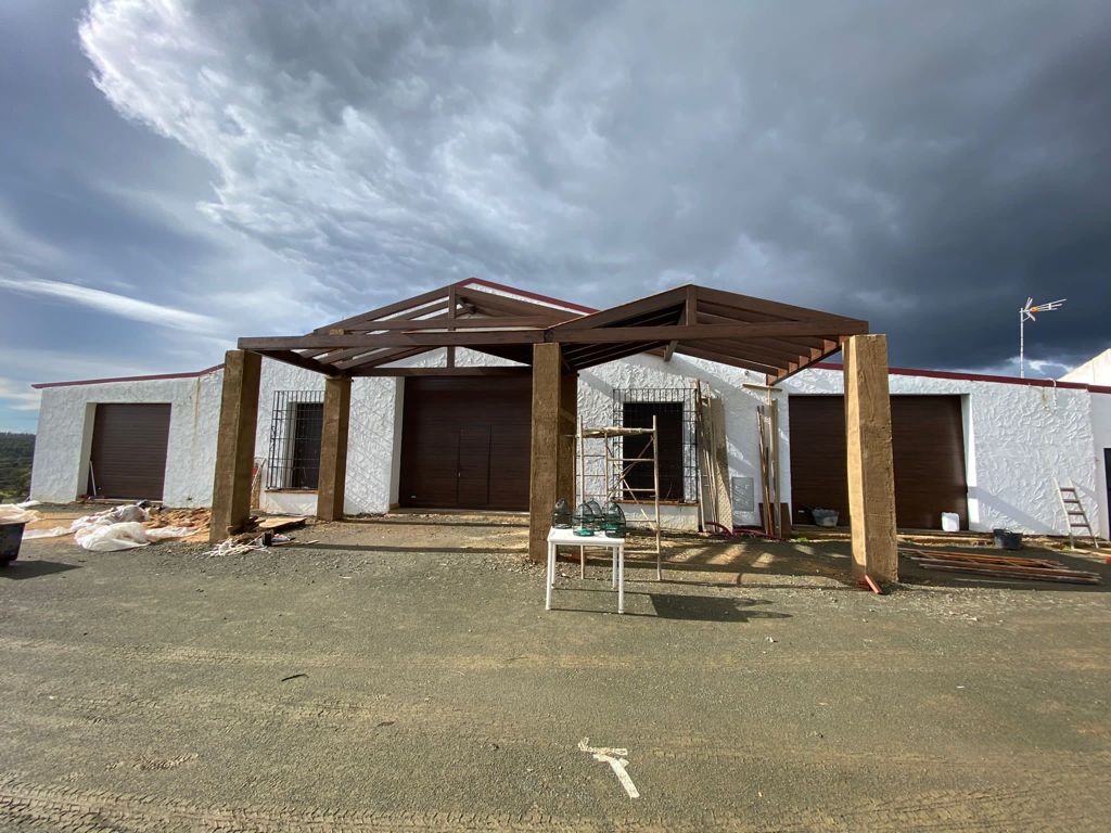 Reforma de local Eventos Alosno Frontal